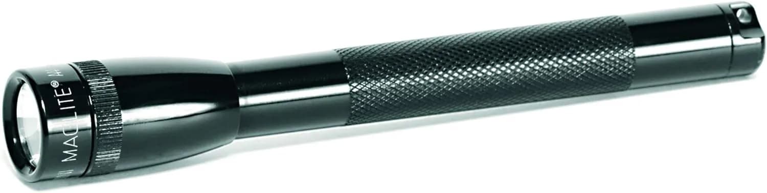 MagLite Mini Incandescent Flashlight Red 2-Cell AA (5.75 inches) | Classic Xenon Bulb, 14 Lumens, 96m Beam — Black / 2-Cell AAA