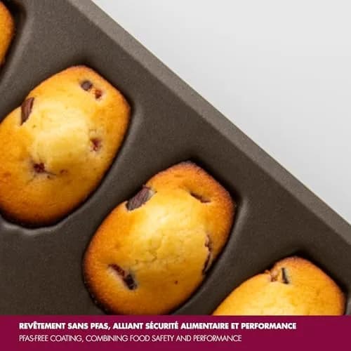 Gobel Non-Stick Madeleine Pan, 12 Shells, 15.6 x 7.9 in | French Bakeware Since 1887 thumbnail 5