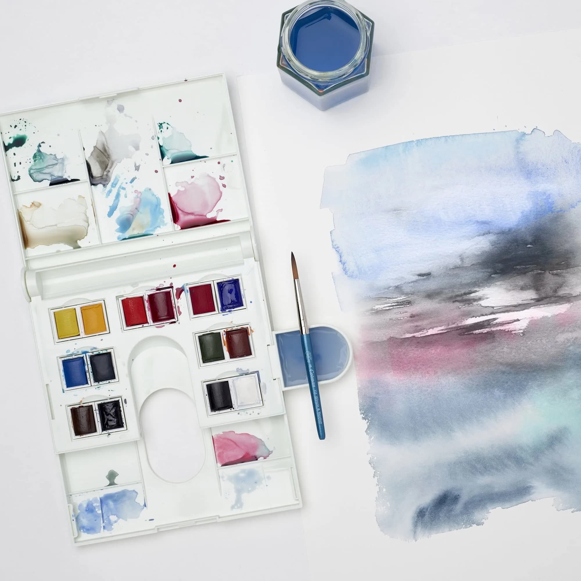 Winsor & Newton Cotman Watercolor Paint Set, Field Set, 14 Half Pan w/ Brush, Mixing Palette (14 Colors, 5ml Each) | Non-Toxic Art Paint - view 6