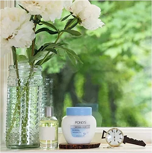 POND'S Skin Moisturizer for Dry Skin 3.9 oz (Pack of 3) | Nourishing & Hydrating thumbnail 3