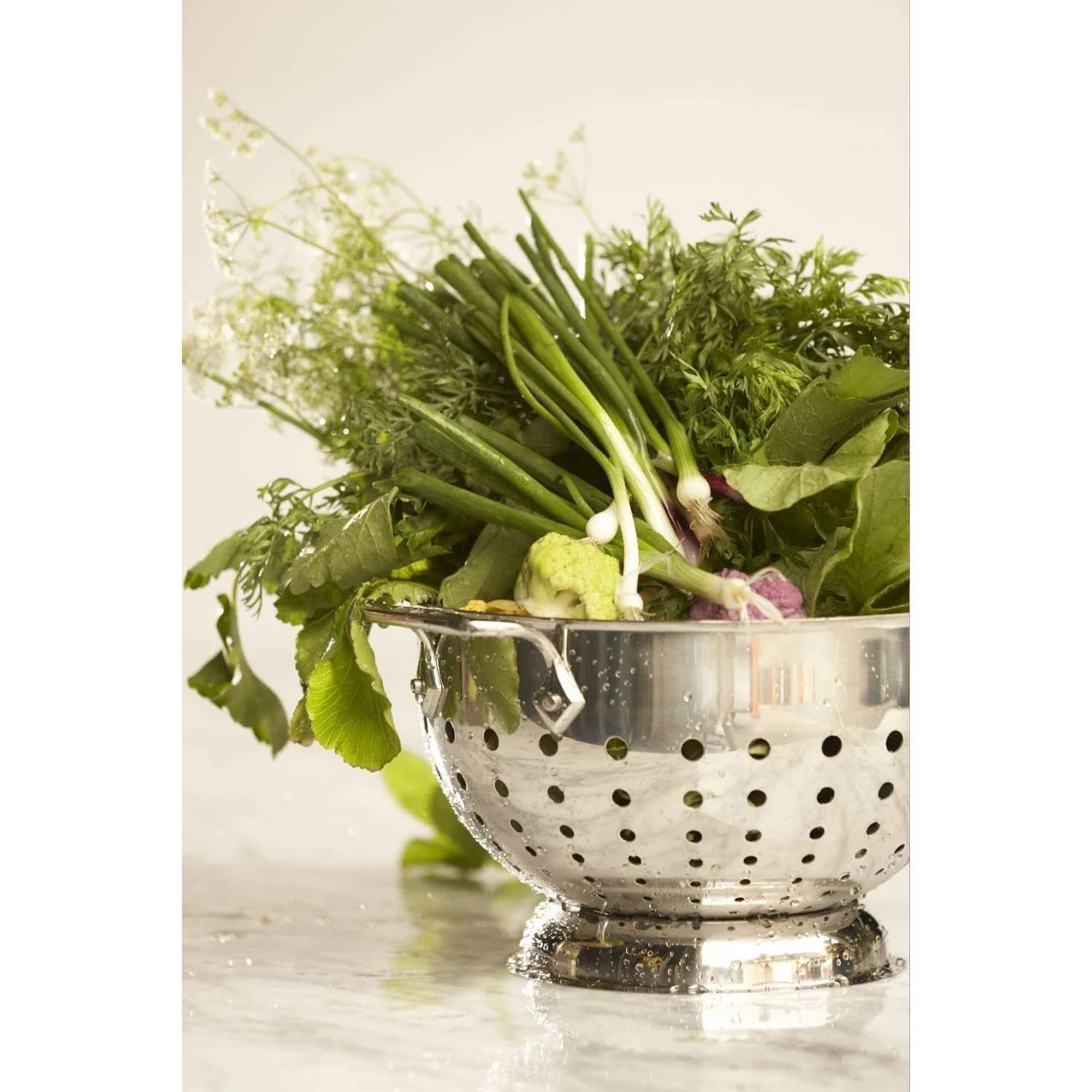 All-Clad Stainless Steel Colander 3 Quart (88.7 ml) | Graduated Holes for Quick Drainage - view 3