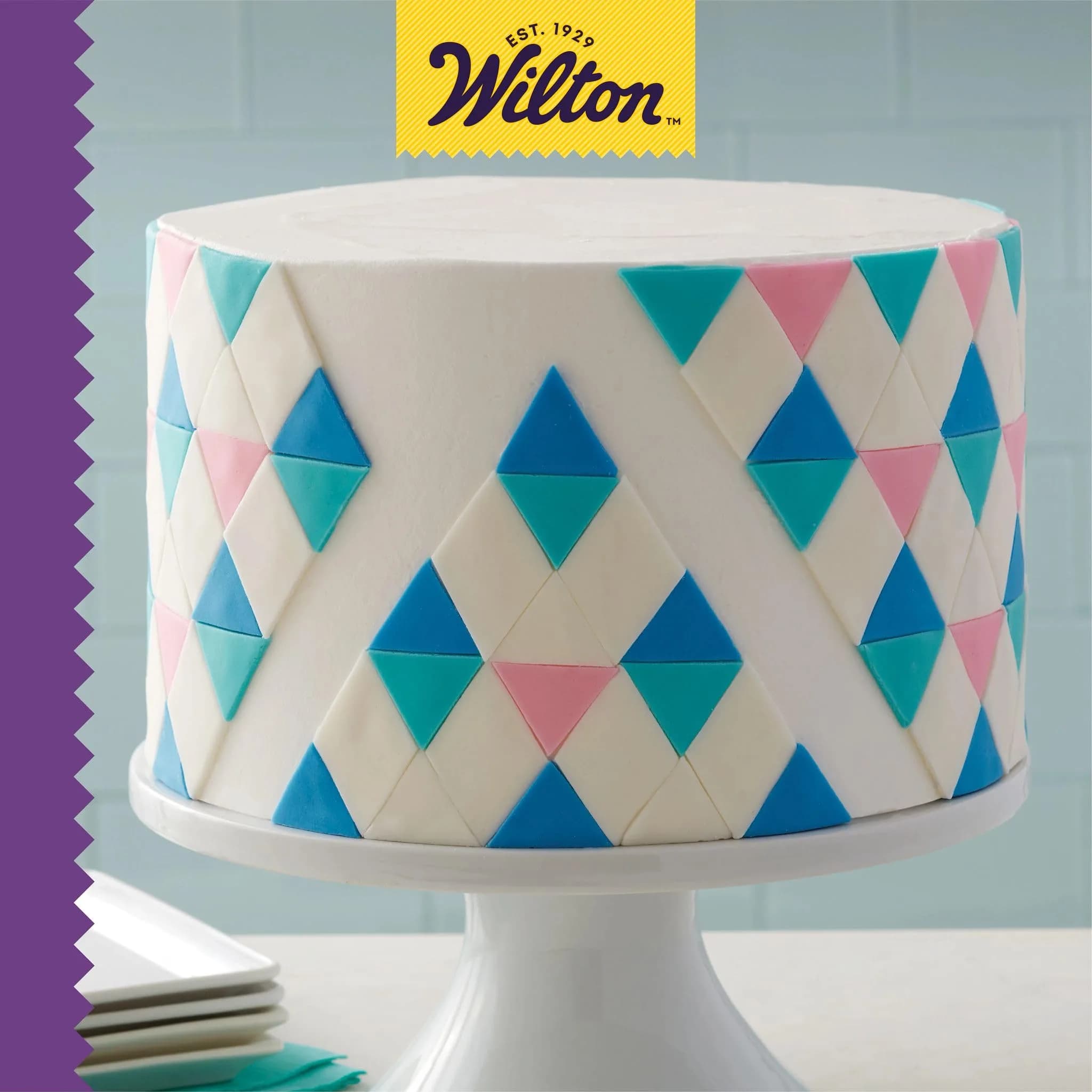 Wilton Performance Aluminum Round Cake Pan Set, 9 x 2 in (22.86 x 5.08 cm) | Even Heat Distribution for Professional Layers - view 8
