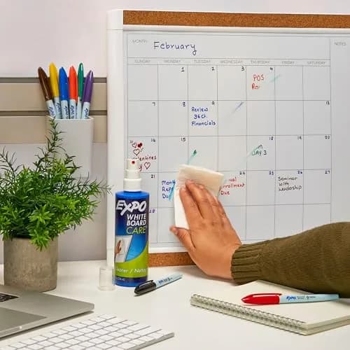 EXPO Dry Erase Whiteboard Cleaning Spray 237ml (8 Fl Oz) | Removes Ghosting & Stubborn Marks thumbnail 3