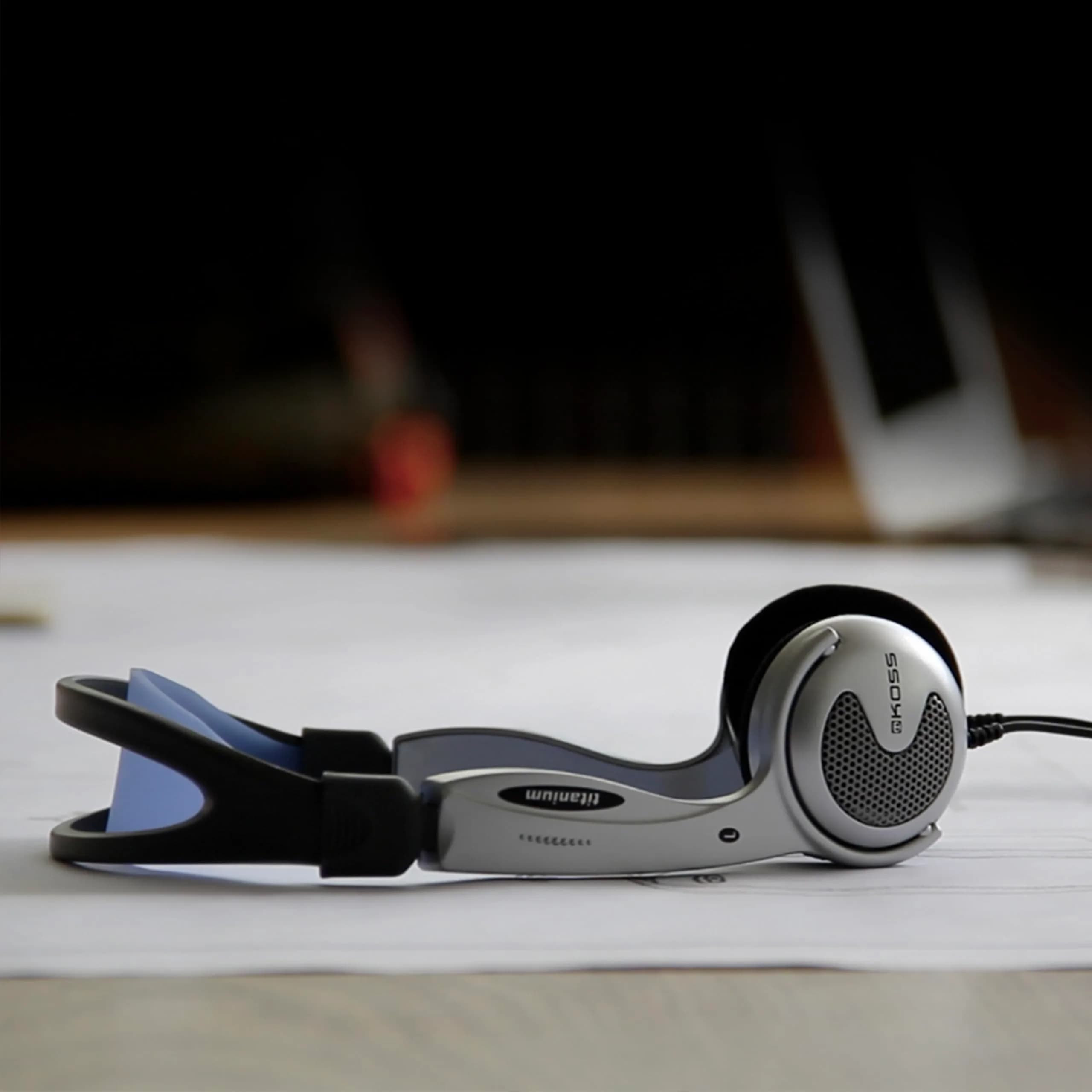 Koss KTXPro1 Titanium On-Ear Headphones, Silver, 60 Ohm | Classic Sound with Inline Volume Control - view 6