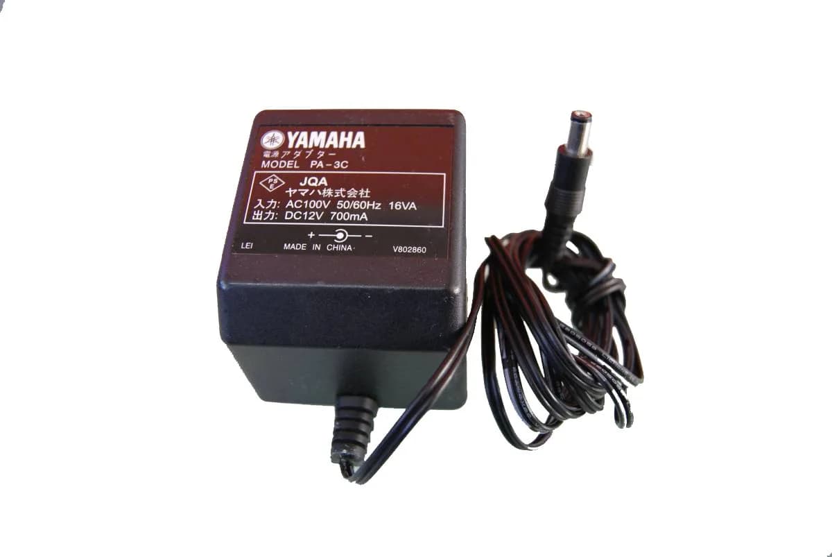 Genuine Yamaha PA-3C AC Adapter Power Supply 12V DC 700mA 12.5W | For Yamaha Electronic Piano - view 2