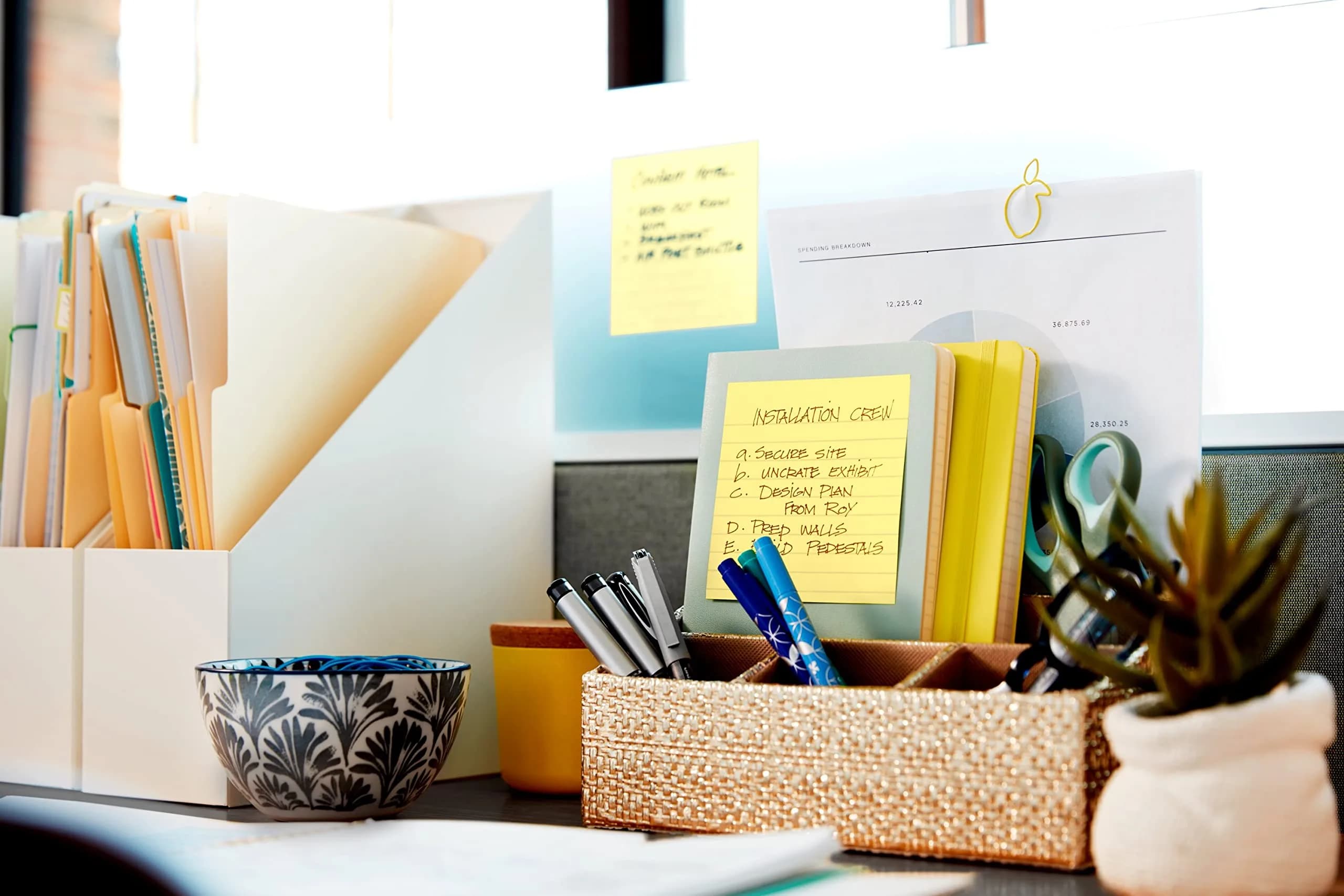 Post-it Note Dispenser with Super Sticky Notes, Black, 4 in. x 4 in. (1 Dispenser, 90 Sheets) | Holds Notes for Desk Organization - view 6