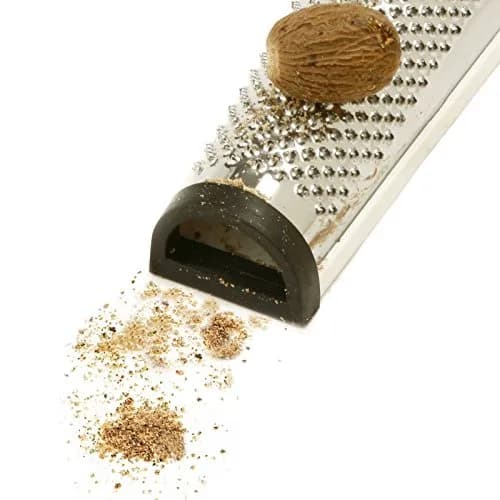 Norpro Nutmeg Grater with Storage Compartment, 14cm (5.5in) | Freshly Grates Spices & Citrus thumbnail 2