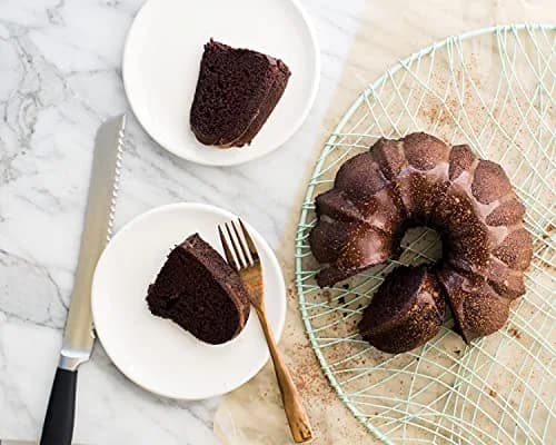 Nordic Ware Platinum Collection Bundt Pan, 6-Cup | Intricate Cast Aluminum Cake Pan with Nonstick Coating thumbnail 3