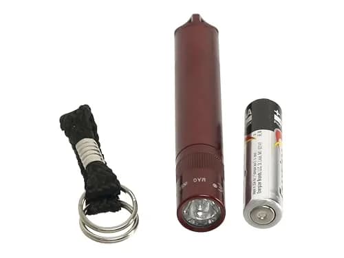 MagLite Solitaire Incandescent AAA Flashlight Red | 8cm (3.15in) - 1x AAA Battery Included thumbnail 4