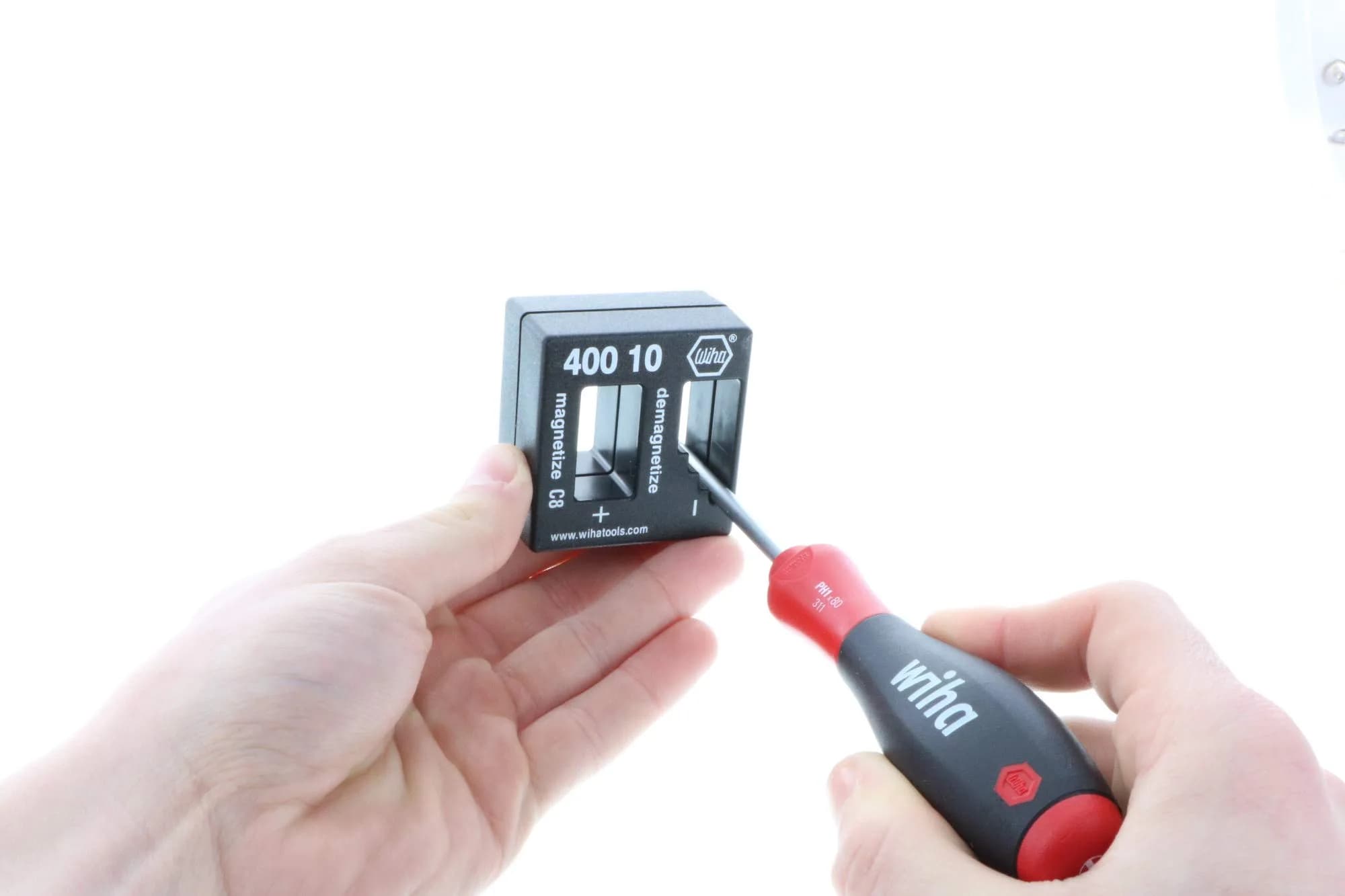 Wiha 40010 Magnetizer Demagnetizer Tool | 5.1 cm x 4.8 cm x 2.9 cm (2" x 1.9" x 1.1") - view 4