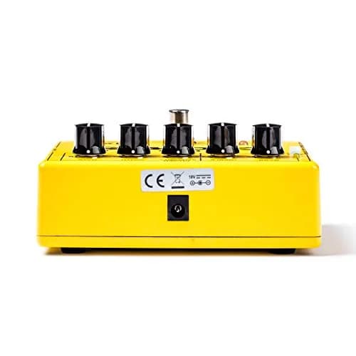 MXR Stereo Chorus Guitar Effect Pedal | Analog Modulation for Wide Tonal Spread thumbnail 4