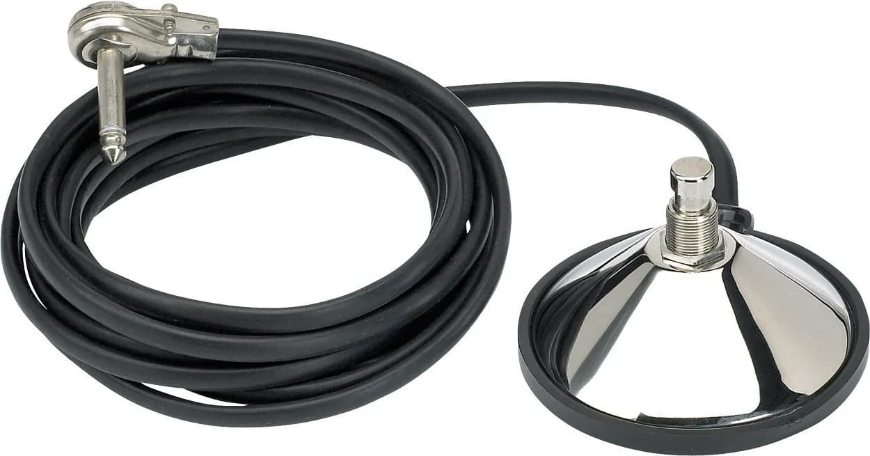 Fender 099-4055-000 1-Button Vintage Footswitch | Shielded with 1/4-Inch Jack, Durable & Genuine (70-120 chars)