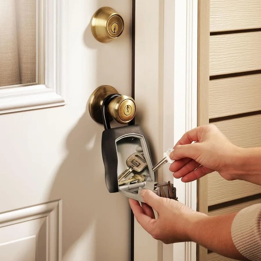 Master Lock Portable Key Lock Box 5400EC with 4-Digit Combination, Black | Holds Up to 5 Keys - view 5