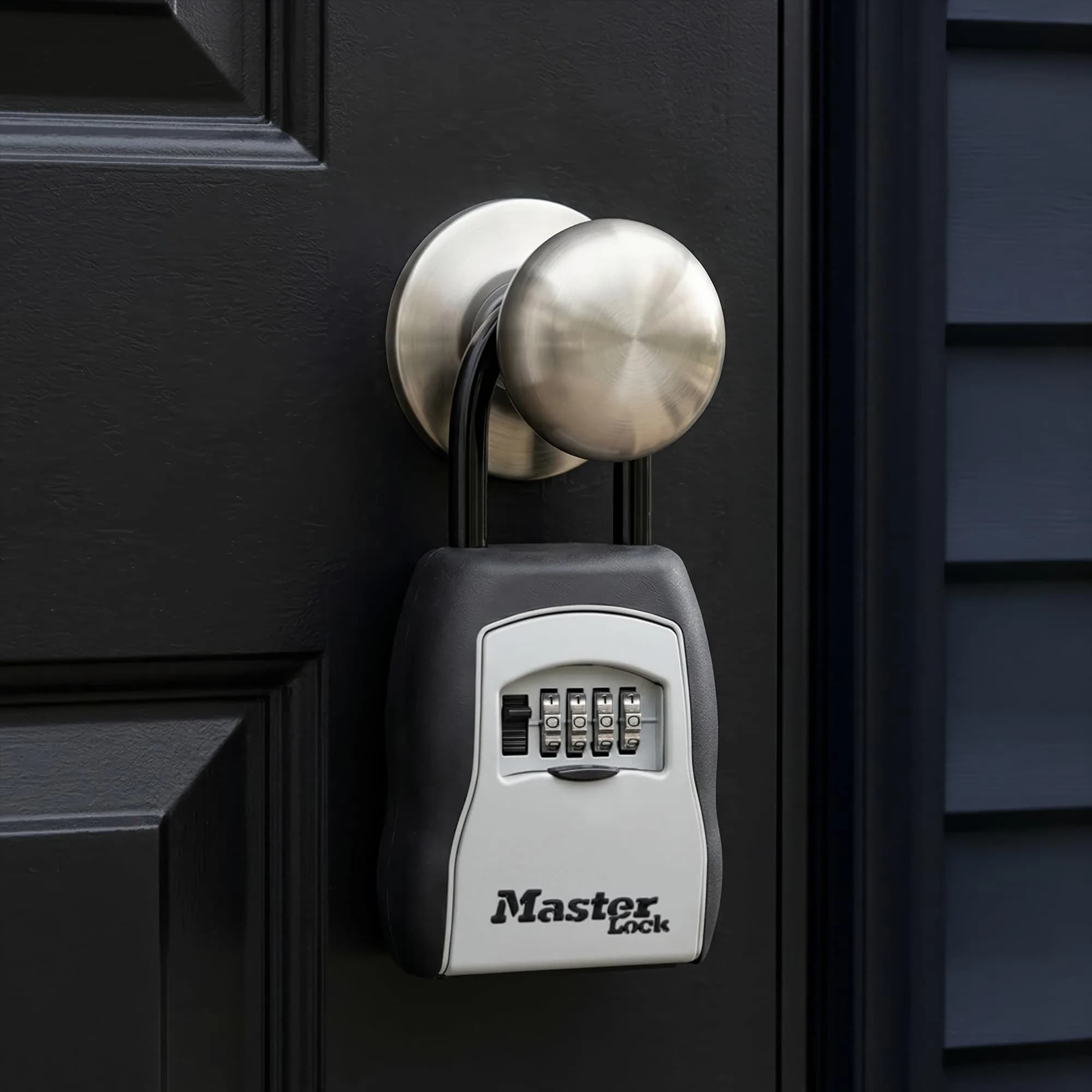 Master Lock Portable Key Lock Box 5400EC with 4-Digit Combination, Black | Holds Up to 5 Keys - view 2