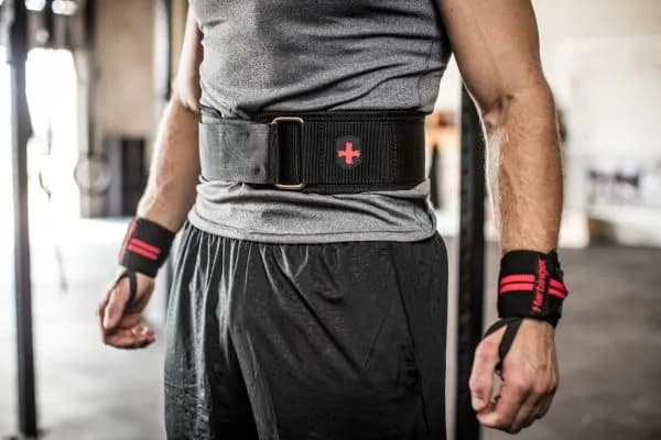 Harbinger 4-Inch Nylon Weightlifting Belt Medium Black | Supports 29-33 Inch Waist thumbnail 2