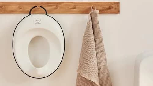BabyBjörn Toilet Trainer - White/Black | Secure, BPA-Free, Adjustable Fit (11.5x14x3.5 Inch) thumbnail 7