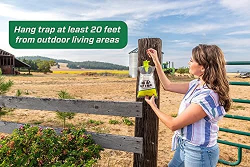 RESCUE! Big Bag Disposable Fly Trap 1 Pack | Catches 40,000 Flies Outdoors thumbnail 5