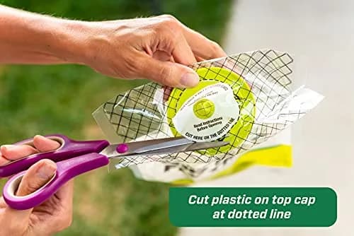 RESCUE! Big Bag Disposable Fly Trap 1 Pack | Catches 40,000 Flies Outdoors thumbnail 2