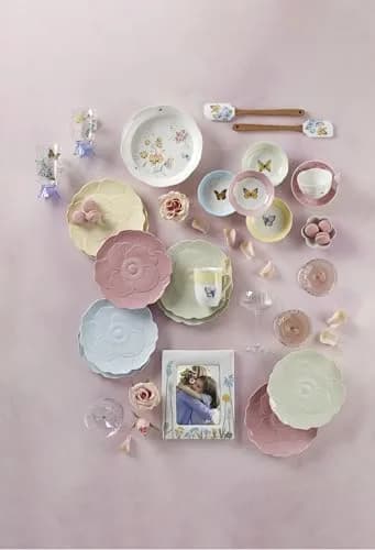 Lenox Butterfly Meadow Porcelain Pie Dish | Deep Blossom Design, 9.5" | Microwave & Dishwasher Safe thumbnail 4