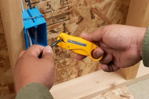 Fluke Networks Coax Cable Stripper 2 & 3 Level RG58/59 | Effortless & Adjustable (70-120 chars) thumbnail 2