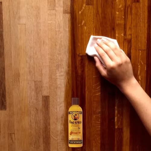 Howard Feed-N-Wax Wood Polish & Conditioner 237ml (8 Fl Oz) | Enhances Grain Depth & Protects Finishes thumbnail 2