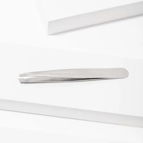 Tweezerman Stainless Steel Slant Tweezer for Eyebrows Silver | Precision Brow Shaping Tool thumbnail 5