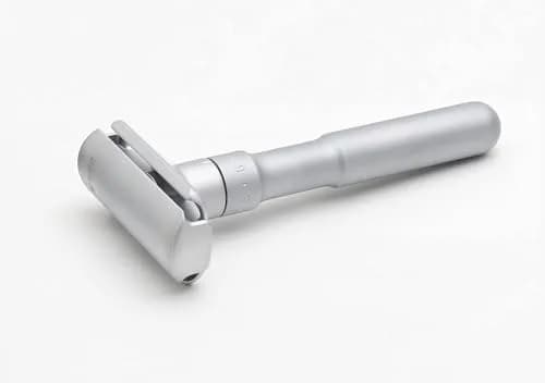 MERKUR FUTUR 700 Adjustable Double Edge Safety Razor - Matte Chrome, 13.5g (0.476 oz) | Precision German Engineering for a Custom Shave thumbnail 8