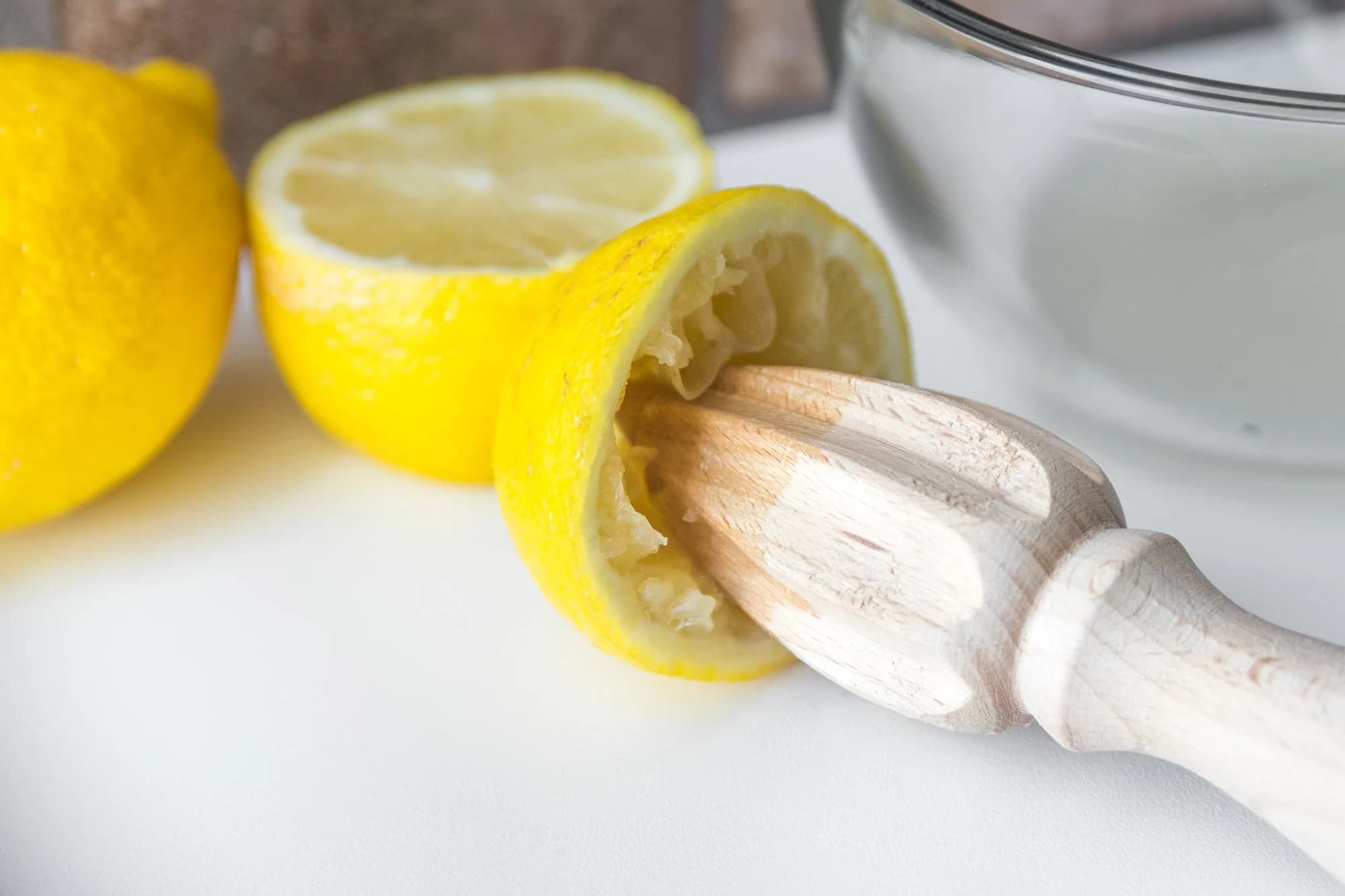 Fox Run Beechwood Lemon Reamer Juicer 15.3cm (6 inches) | Quick Citrus Juicing for Home Kitchen - view 5