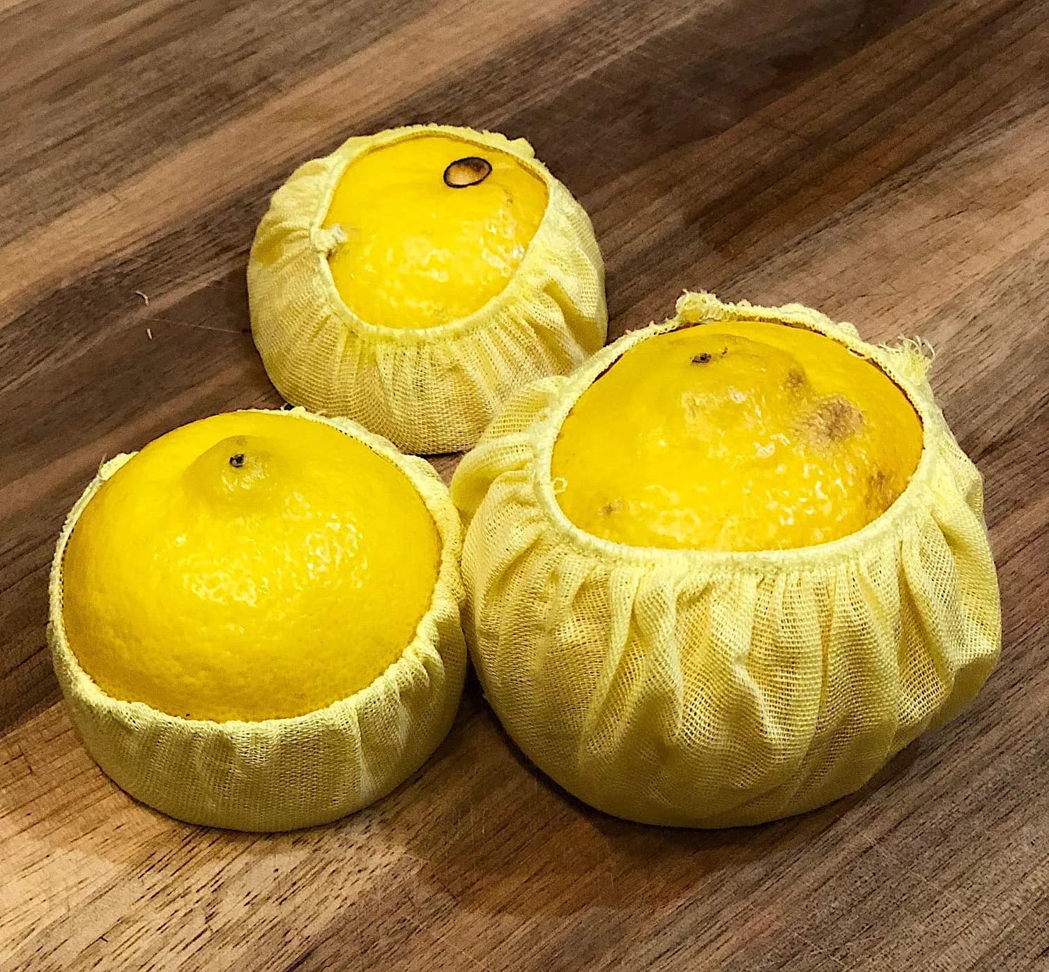 Fox Run Lemon Bags Set of 18 | Yellow Cotton Covers with Elastic Tops for Seed-Free Juicing thumbnail 4