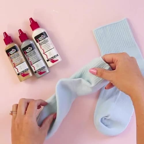 Tulip Puff Fabric Paint, Metallic, 1.25 fl oz (36.88 ml) | Precise, Water-Resistant, Metallic Finish thumbnail 7