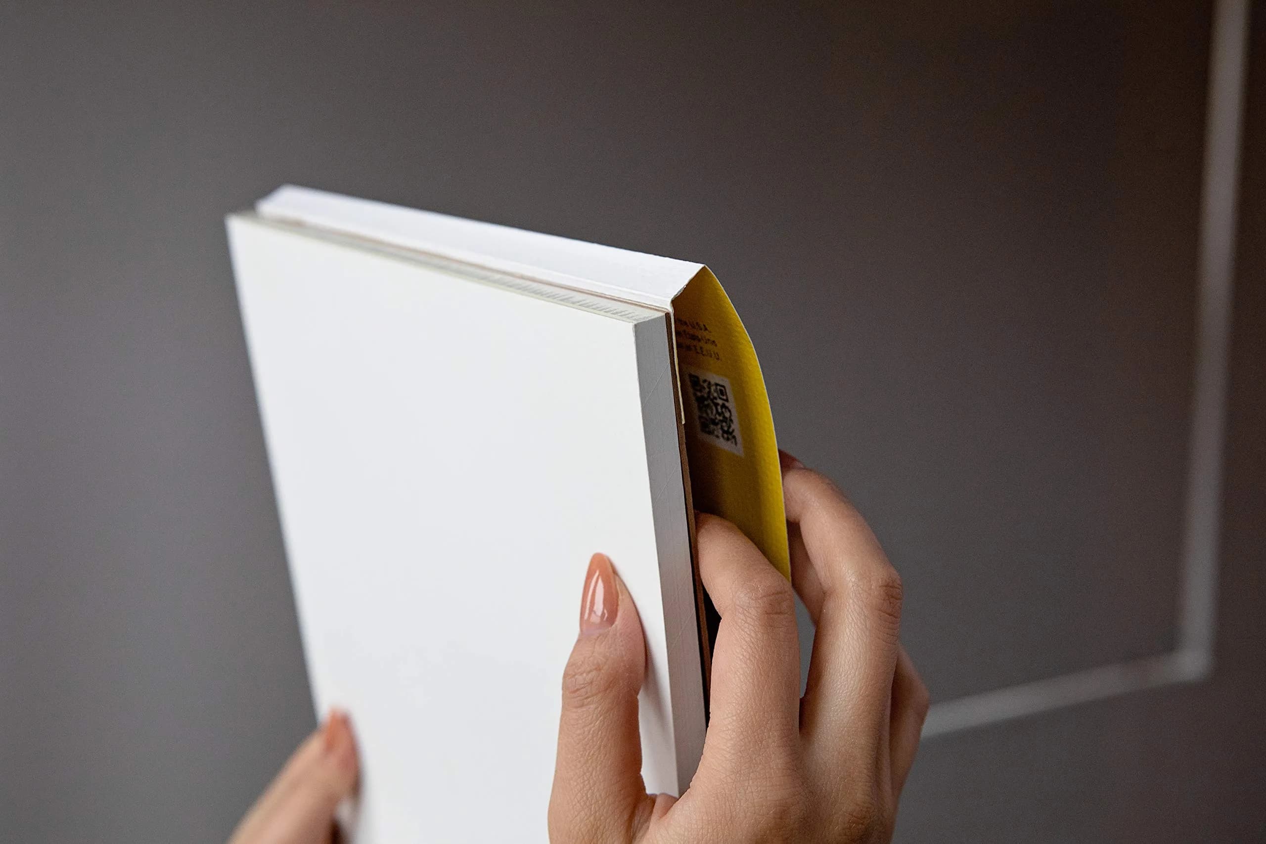 Strathmore 300 Series Bristol Vellum Paper Pad, Tape Bound, 11x14 Inches, 20 Sheets (270gsm) - view 2