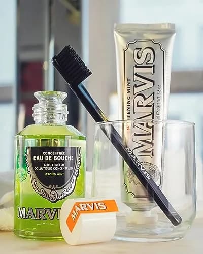 Marvis Whitening Mint Toothpaste 107ml (3.8 Oz) | Whitens Teeth & Freshens Breath thumbnail 3