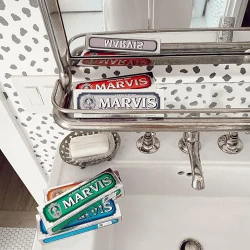 Marvis Whitening Mint Toothpaste 107ml (3.8 Oz) | Whitens Teeth & Freshens Breath thumbnail 4