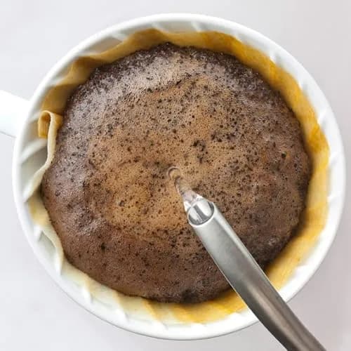 HARIO V60 Dripper Ceram 01 White | Cone Pour-Over Coffee Maker with Ceramic Body thumbnail 4