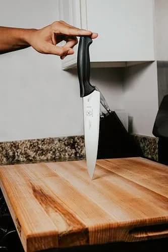 Mercer Culinary Millennia 8-Inch Chef's Knife | High-Carbon Japanese Steel thumbnail 7