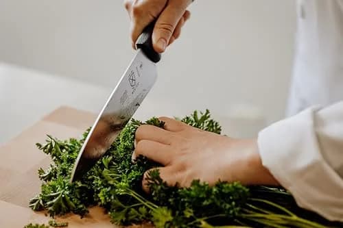 Mercer Culinary Millennia 8-Inch Chef's Knife | High-Carbon Japanese Steel thumbnail 3