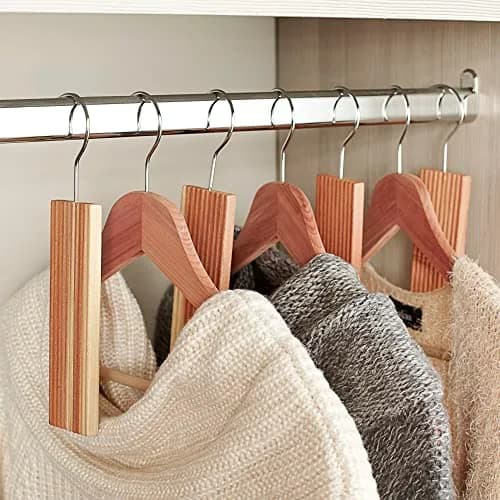 Household Essentials CedarFresh Cedar with Lavender Hang Up | 1.8cm (0.75in) x 8.2cm (2in) x 22.9cm (7.5in) thumbnail 3