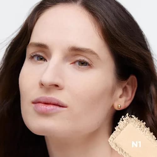 L'Oreal Paris True Match Super Blendable Oil-Free Powder Foundation N1 Light - Perfectly Matches Skin Tone thumbnail 3