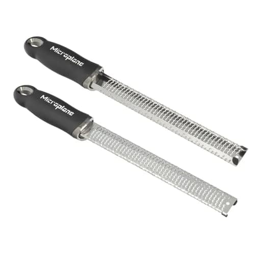 Microplane Premium Classic Series Zester Grater 110g (3.9oz) | Ultra-Sharp Stainless Steel Blades for Citrus, Cheese, Ginger thumbnail 1