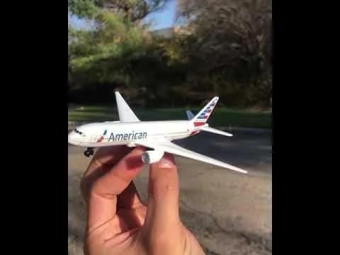 Daron American Single Plane Die-cast Toy Model Airplane | Authentic Aviation Collectible for Kids & Collectors thumbnail 3