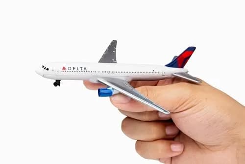 Daron Delta Air Lines Die-Cast Model Airplane Toy | Authentic Aviation Collectible for Kids & Collectors thumbnail 3