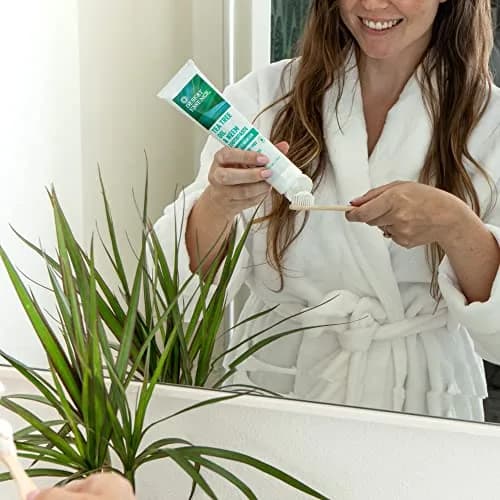 Desert Essence Tea Tree Oil & Neem Toothpaste 6pk | Natural Deep Clean & Fresh Breath (6.25 oz each) thumbnail 8