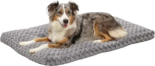 MidWest Homes for Pets Medium Mocha Ombré Swirl Plush Pet Bed 71cm x 51cm (28" x 20") | Cozy Crate Mat for Dogs & Cats thumbnail 1
