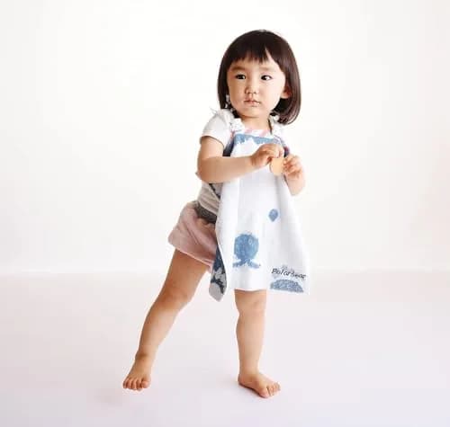 Baby Buddy Baby Bib Clip Turns Cloth, Towel, Napkin into Disposable Bibs | Safe, Reusable, Travel Essential for Babies, Newborns & Toddlers, Red thumbnail 5