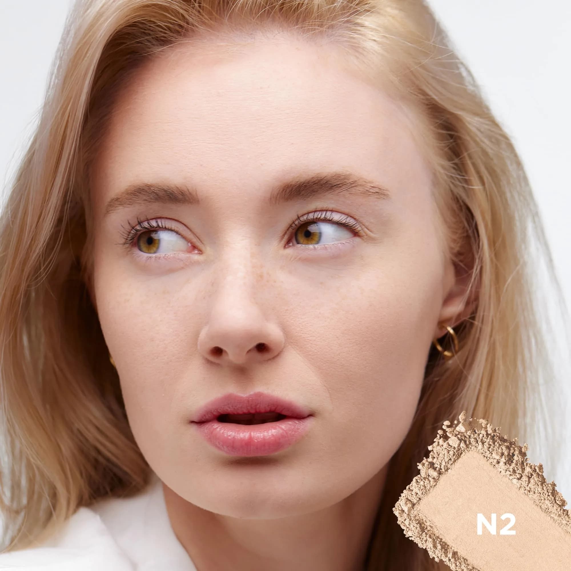 L'Oreal Paris True Match N2 Light Super Blendable Oil-Free Powder Foundation - view 3
