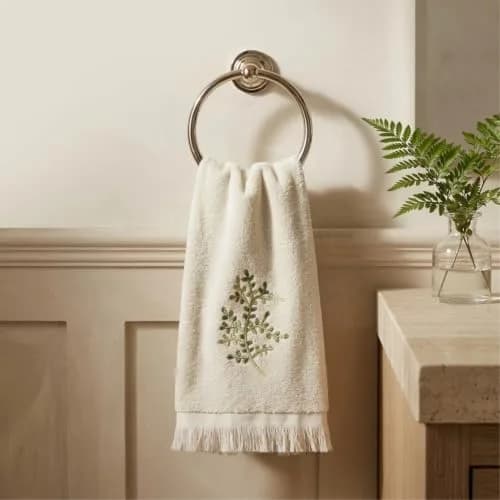 Avanti Linens Greenwood Fingertip Towel, Ivory, 18.00" x 11.00" | Botanical Embroidered Cotton thumbnail 5