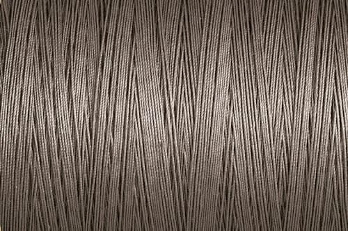 Gütermann Natural Cotton Thread 800m (2628 ft) Taupe | 100% Mercerized Cotton for Sewing & Quilting thumbnail 1