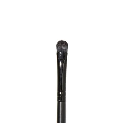 e.l.f. Concealer Brush, Flat Makeup Brush for Concealing Imperfections, Vegan & Cruelty-Free | Flawless Concealing thumbnail 2