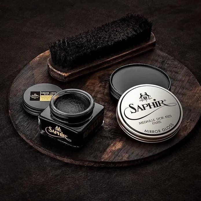SAPHIR NOIR Natural Cream Shoe Polish 75ml (2.5 Fl Oz) | Medaille d'Or Leather Conditioner for Boots, Handbags thumbnail 9
