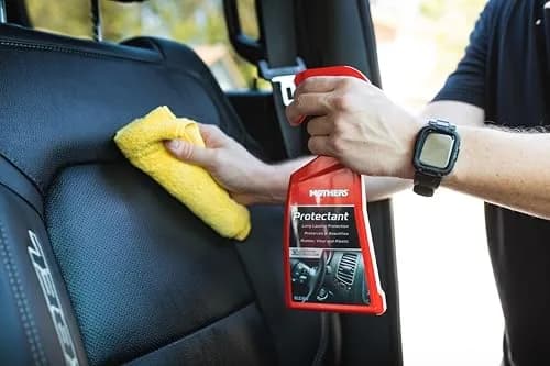 Mothers Protectant 1 Gallon (3.78 L) | Long-Lasting UV Protection for Rubber, Vinyl & Plastic thumbnail 8
